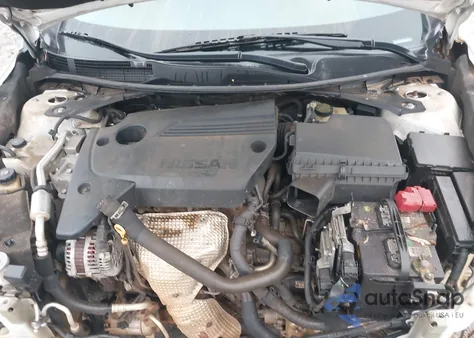 2017 Nissan Altima 2.5 Sv z USA, uszkodzony, nr VIN 1N4AL3AP8HC135283